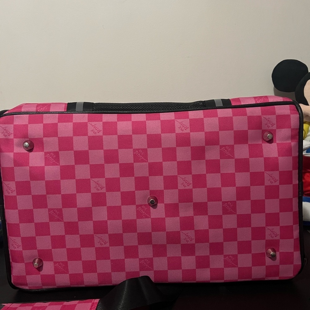 Pet Carrier Bag in Pink Checkered Design - Picture 4 of 8